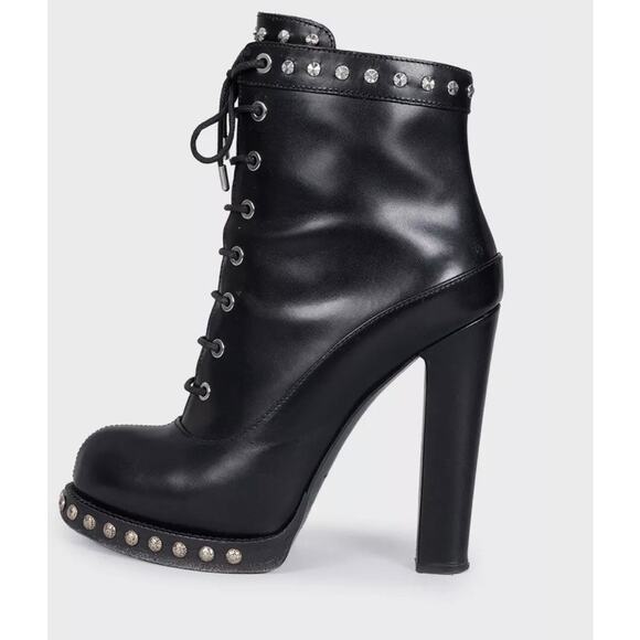 black-leather-alexander-  Alexander McQueen Black Leather Ankle Boots Sz.39